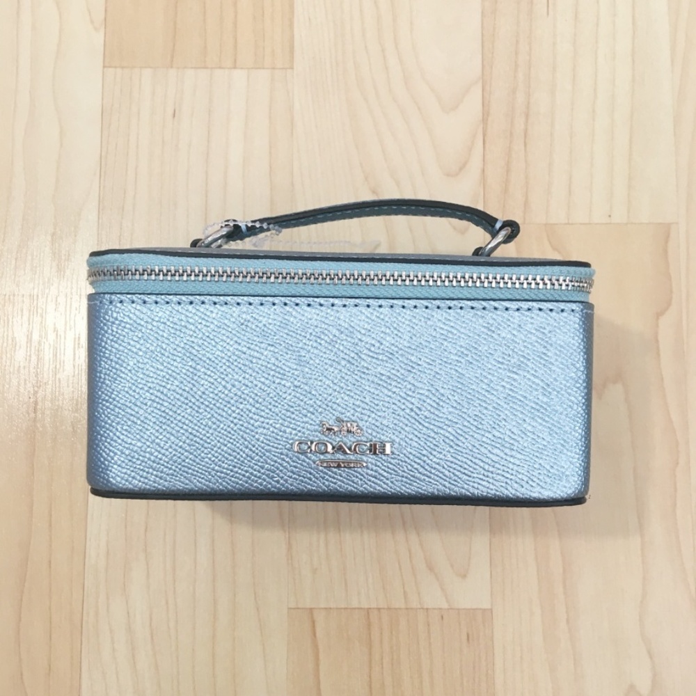 NWT Coach Vanity Case - Picture 2 of 5